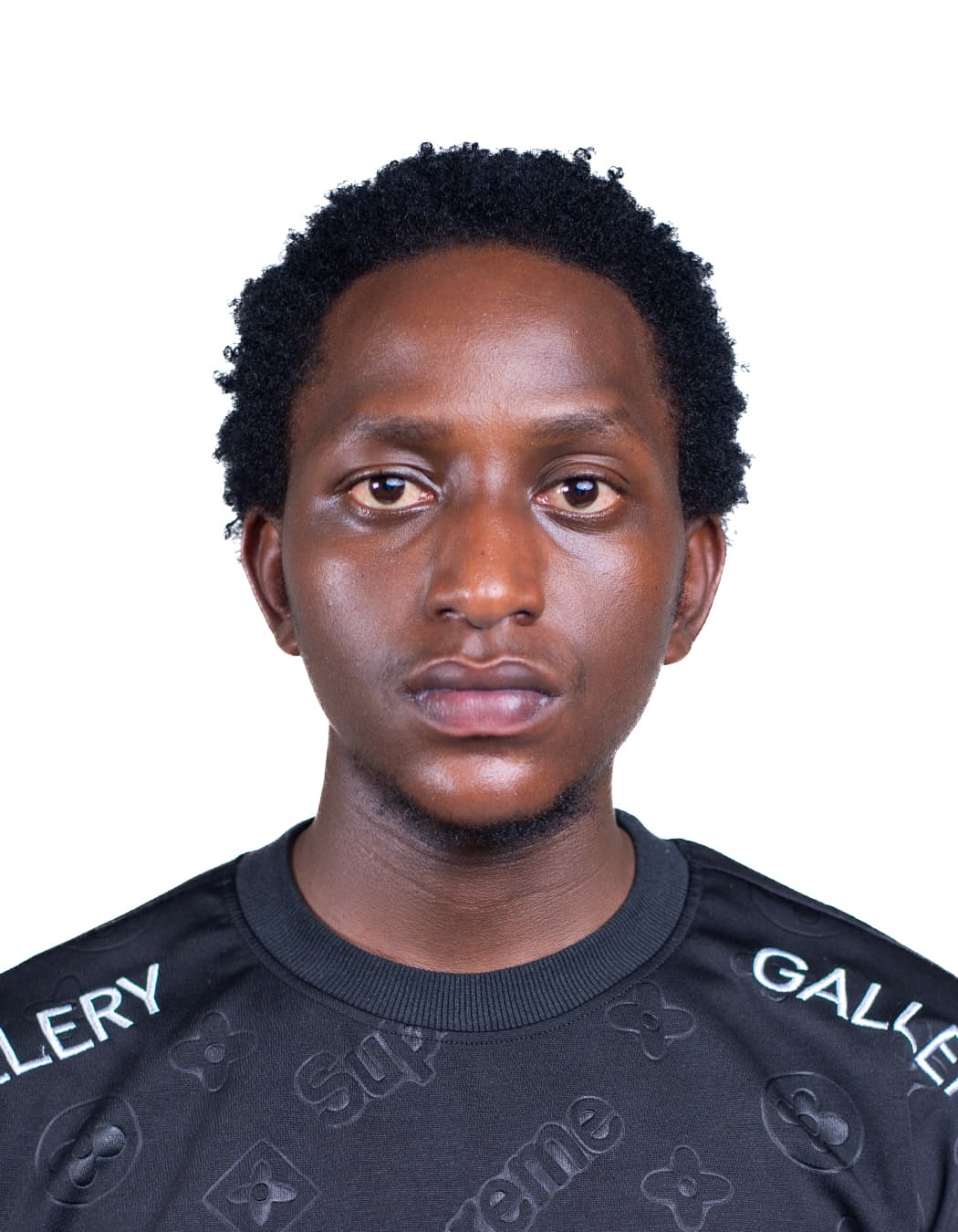 Mugisha Merci Réponse - Medias Promotor & Photographer